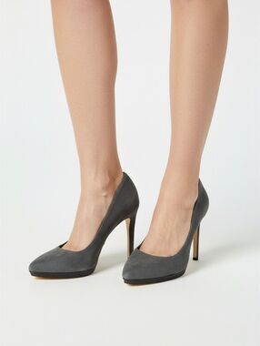 Lord & Taylor Heels